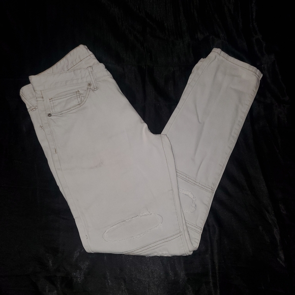 Forever 21 Skinny Jeans, Very Light Blue/Creamy Blue, Size 34x34 - Picture 1 of 5